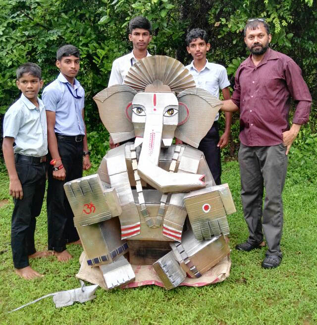 ಪರಿಸರ ಸ್ನೇಹಿ, ಮಿತವ್ಯಯಿ ರಟ್ಟಿನ ಗಣಪತಿ